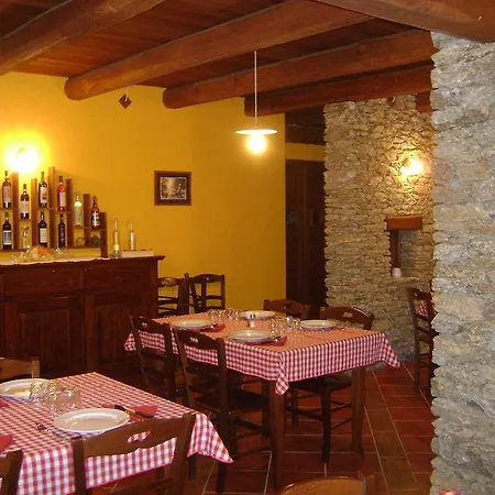 Alloggio per agriturismo A Nostro Mizoun Ostana